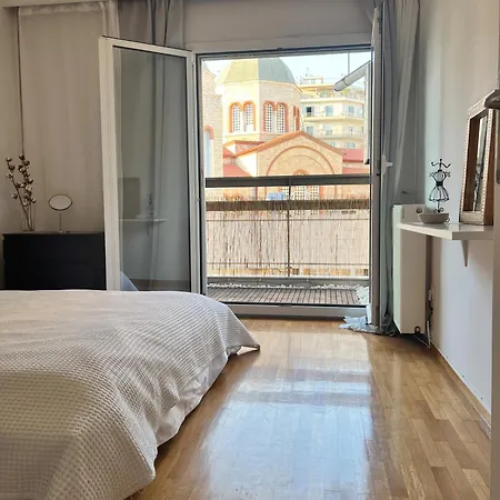 Homevision - Galerius Arch - Center
